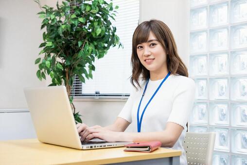 池袋支店の派遣社員 コールセンター 事務 オフィスワークの求人情報イメージ1